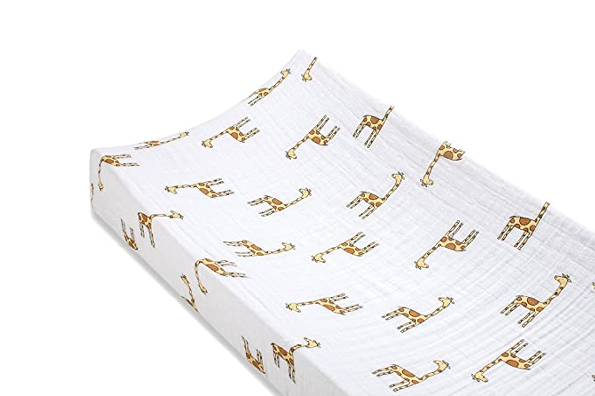 Aden + Anais Classic Changing Pad Cover, Jungle Jam Giraffe