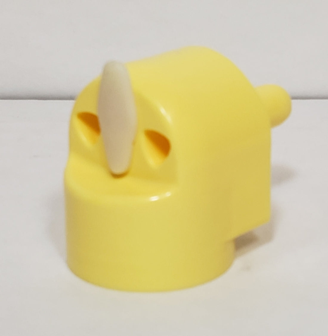 Medela Pump Connector with Port Plug